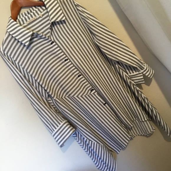 Soft Surroundings Tunic Shirt Button Down Size Large - Picture 9 of 9